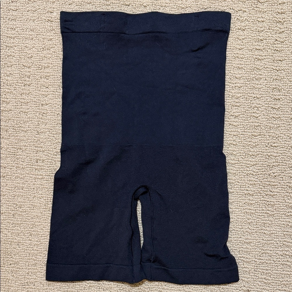 Shapermint All Day Every Day High Waisted Shapewear Shorts, Size M/L. NWT - Picture 3 of 11